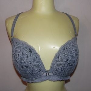 Victoria's Secret very sexy push up bra